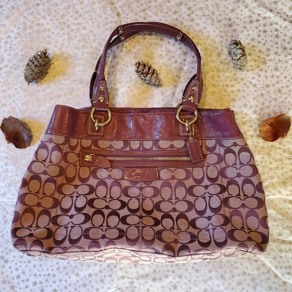 Coach Handbags - Coach Purse